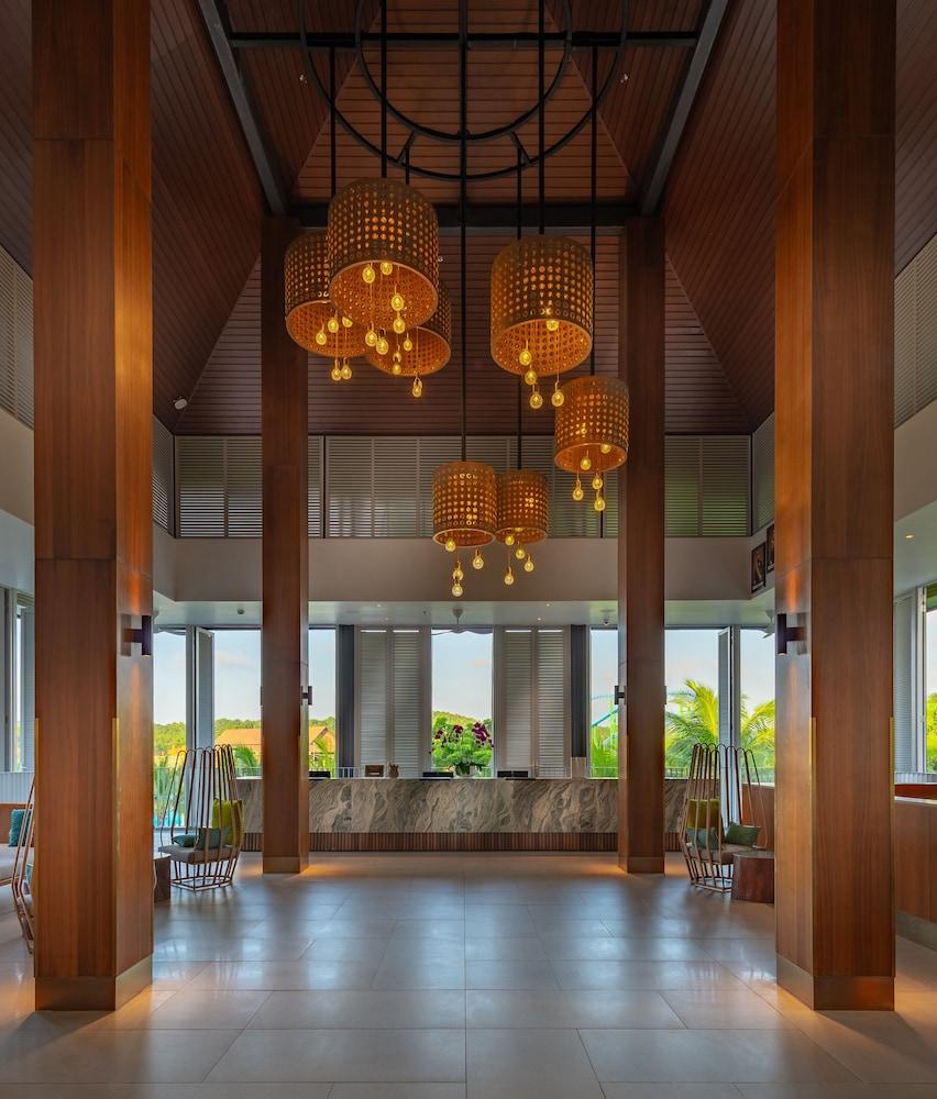 Hard Rock Coast Hotel 5*
