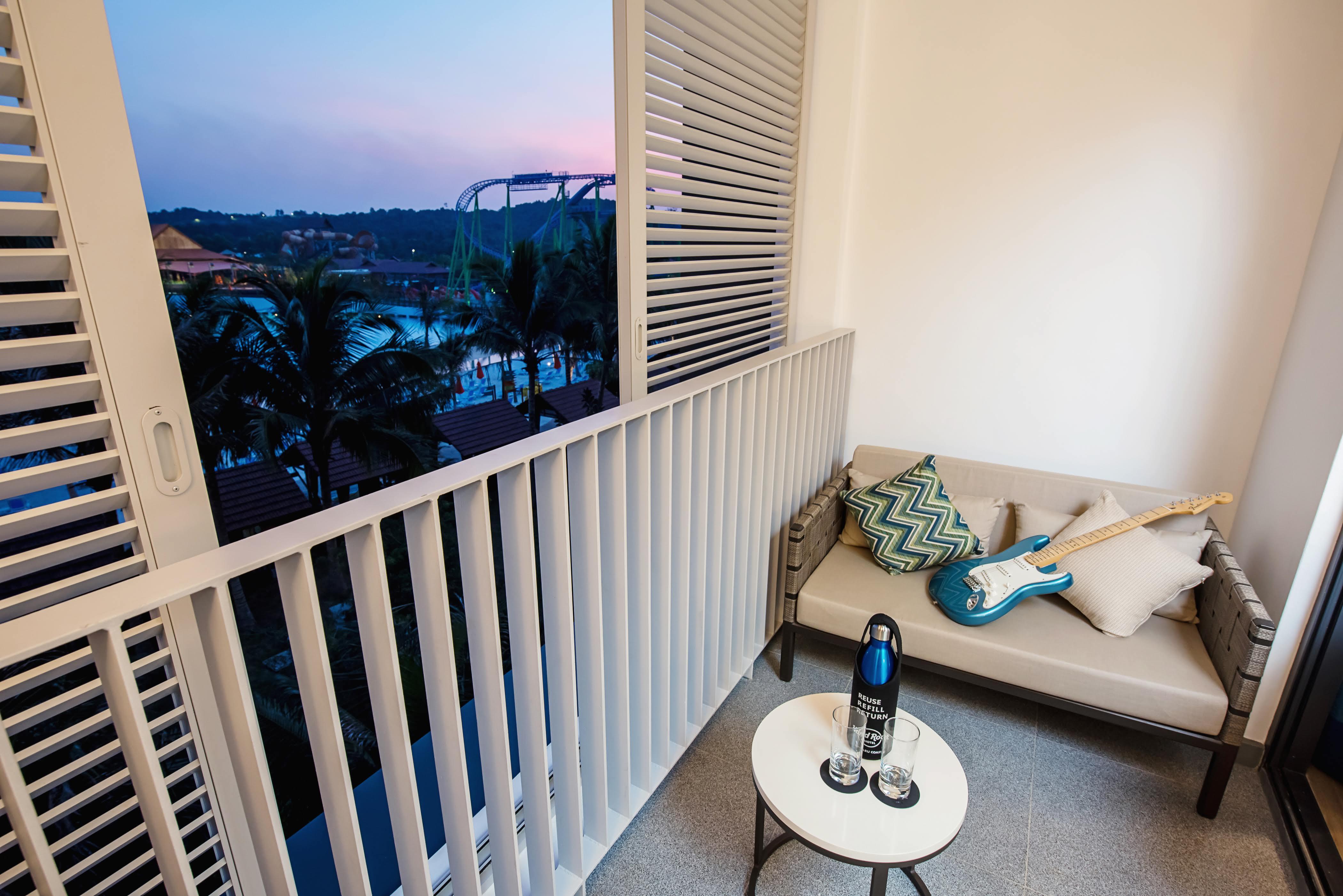 Hard Rock Coast Hotel
